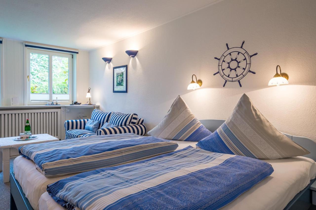 Inselhotel Arfsten Wyk auf Föhr エクステリア 写真