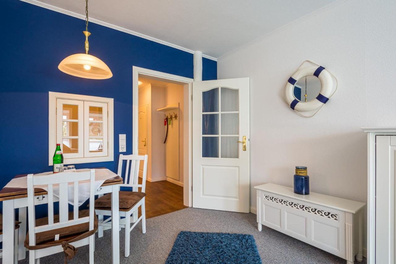 Inselhotel Arfsten Wyk auf Föhr エクステリア 写真