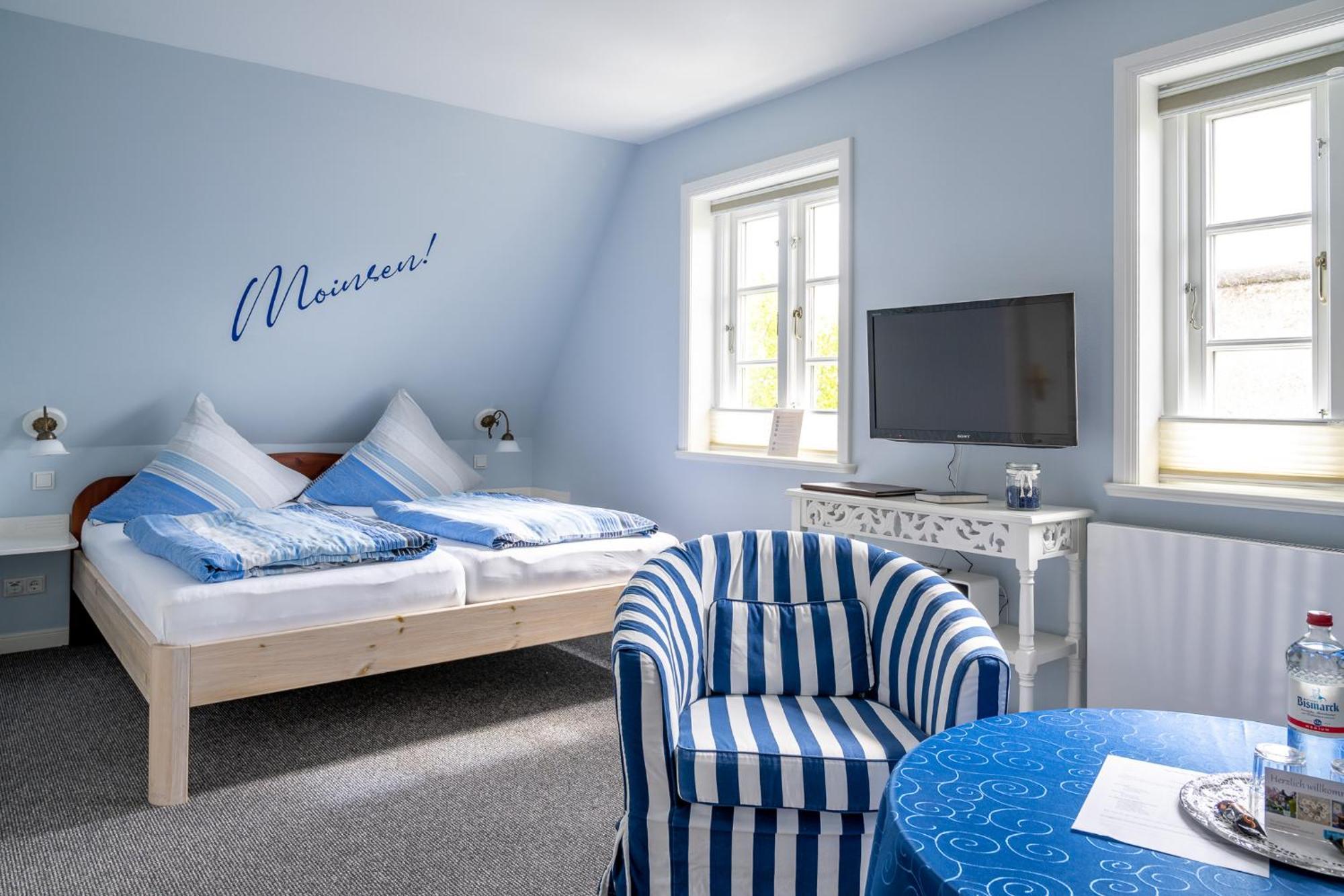 Inselhotel Arfsten Wyk auf Föhr エクステリア 写真