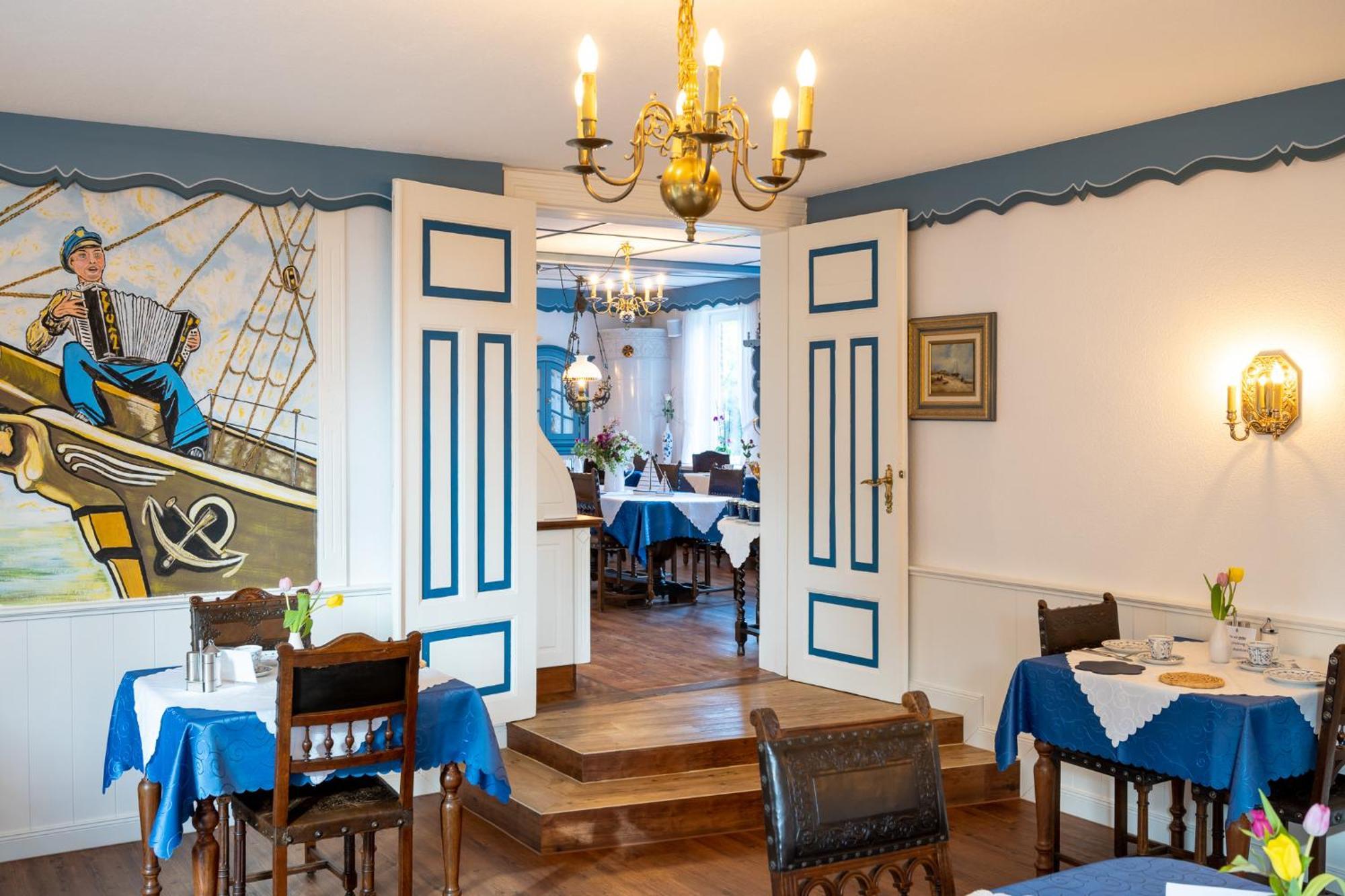 Inselhotel Arfsten Wyk auf Föhr エクステリア 写真